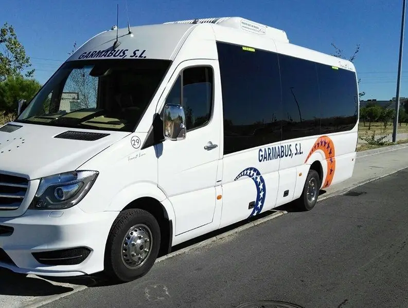 Autocares Garmabús minibuses 5